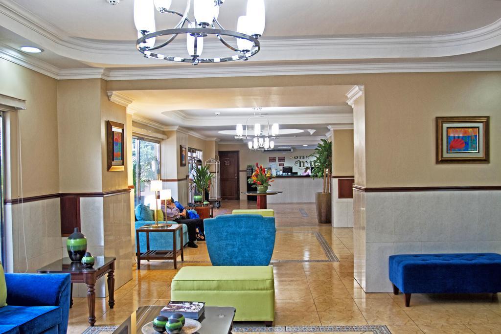 Hotel Milan 3*